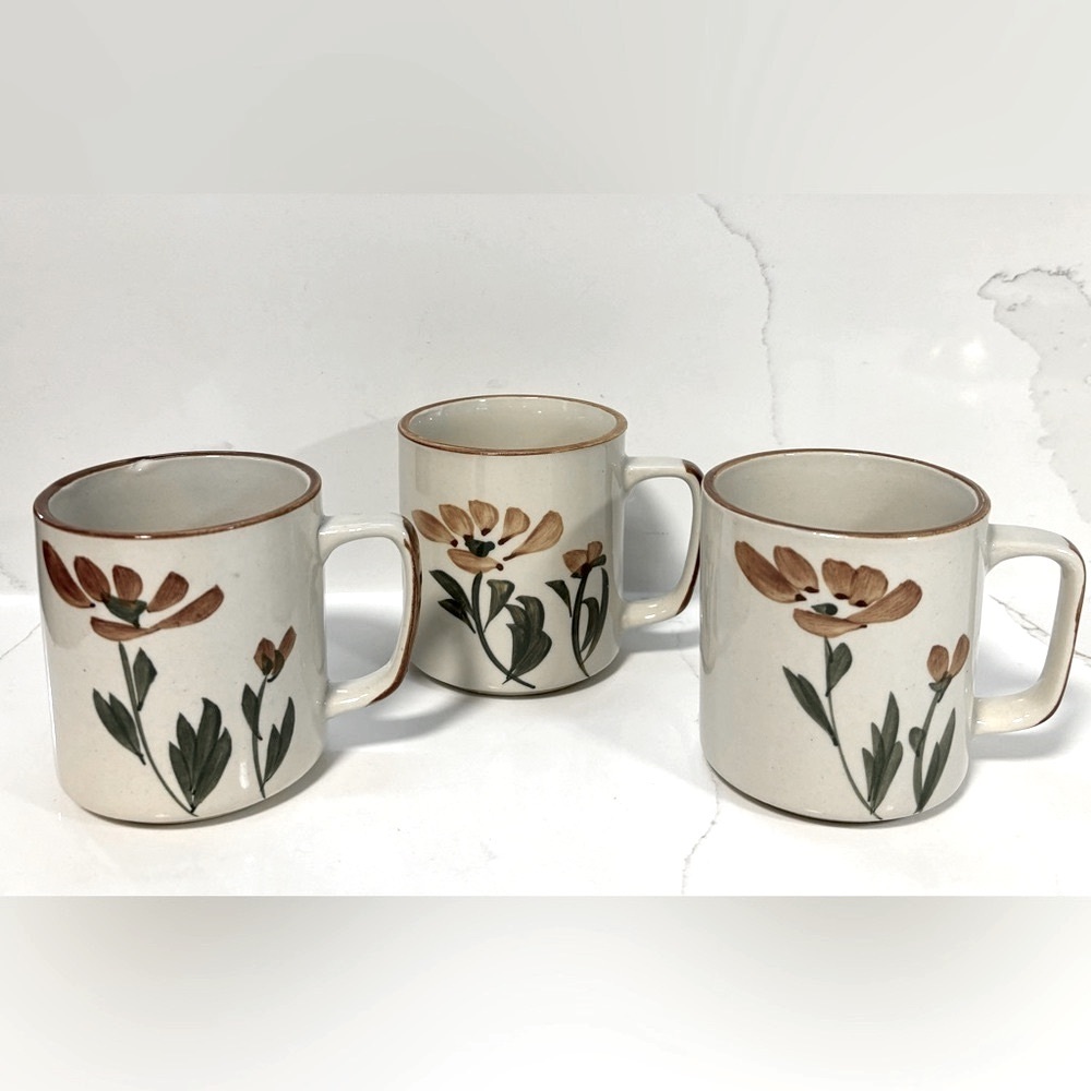 Set of 3 Vintage Chi Kiang Stoneware Mugs